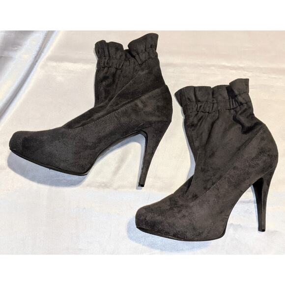 CHINESE LAUNDRY Womens Taffany Gray Vegan Suede Booties High Stiletto Heels 11M - Picture 2 of 6